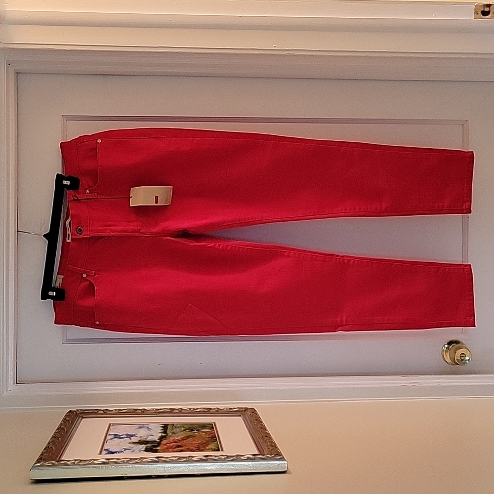 NWT Levis Size 16M Red Legging Jeans